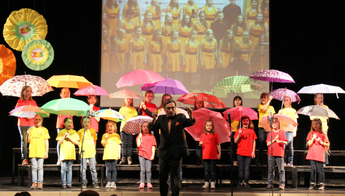 UŽ JE NÁM 15... (ZRUŠENO!!!)