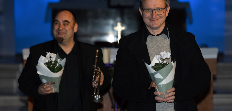 PETR HOSTINSKÝ A PAVEL HERZOG V KOSTELE NEJSVĚTĚJŠÍHO SRDCE JEŽÍŠOVA